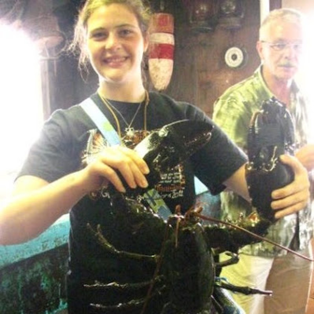 Meet your Posher, Hillary